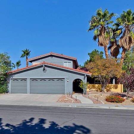 Bright, Modern 4Br With Beautiful Backyard & Pool! Villa Las Vegas Bagian luar foto