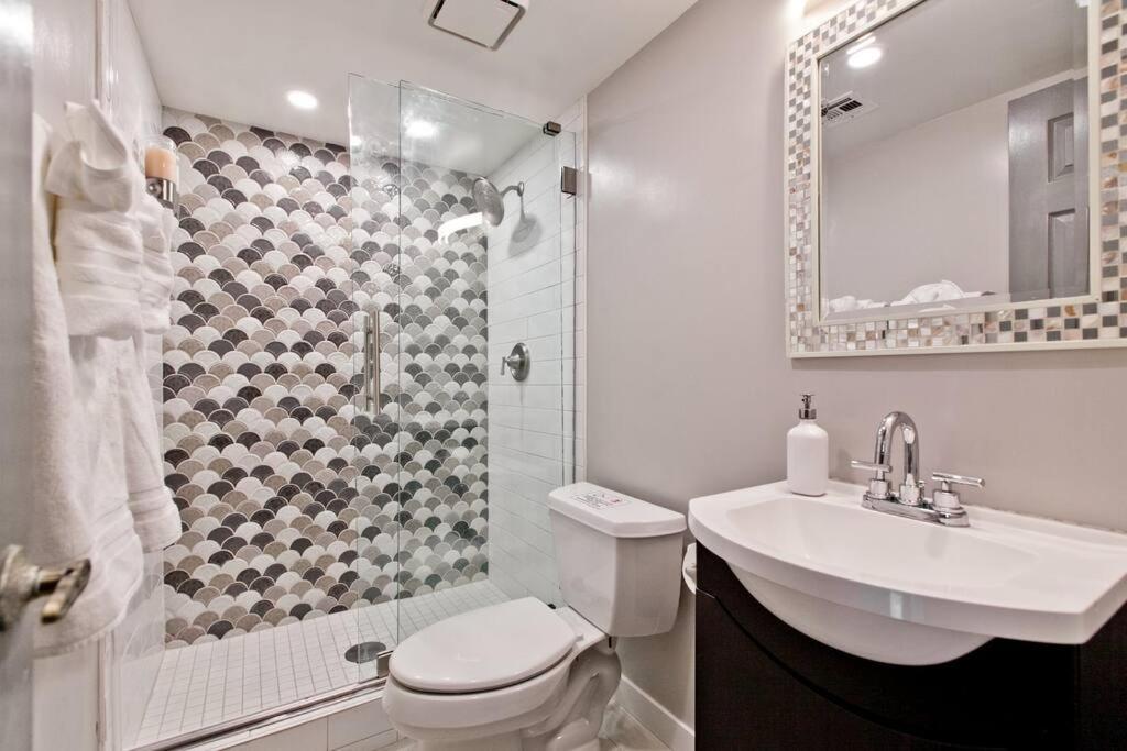 Bright, Modern 4Br With Beautiful Backyard & Pool! Villa Las Vegas Bagian luar foto