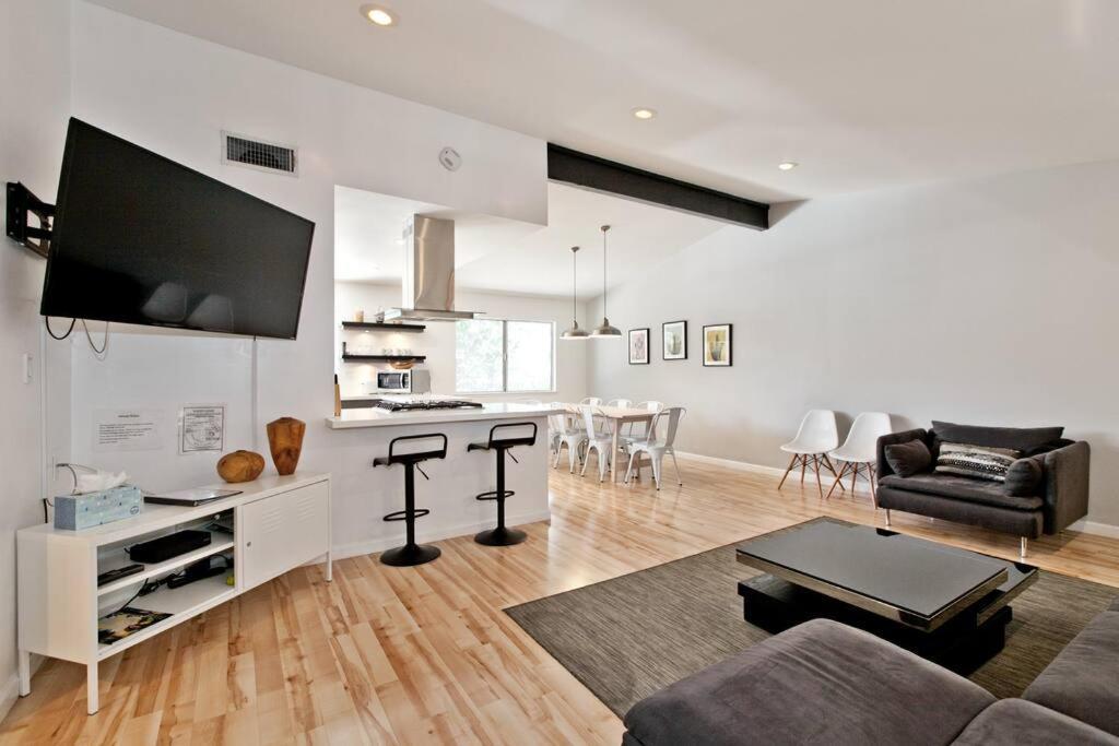 Bright, Modern 4Br With Beautiful Backyard & Pool! Villa Las Vegas Bagian luar foto
